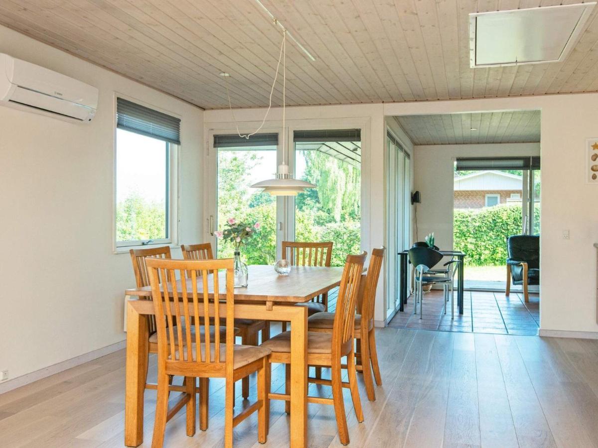 4 Person Holiday Home In B Rkop Børkop Eksteriør bilde